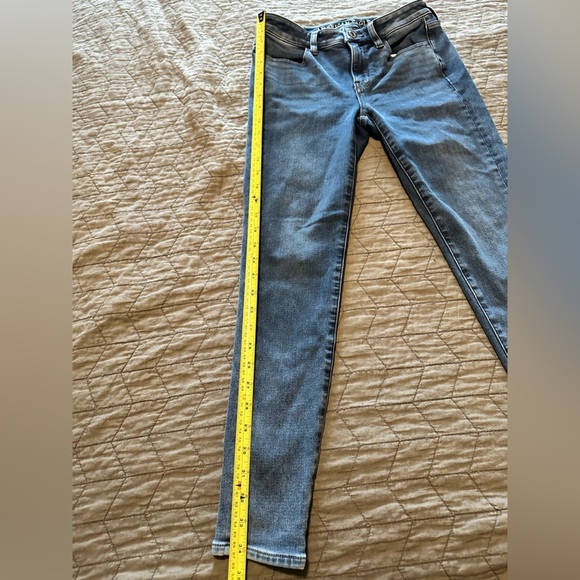 American Eagle High Rise Jegging Size 4 Short Super Stretch Light Wash - Picture 10 of 12